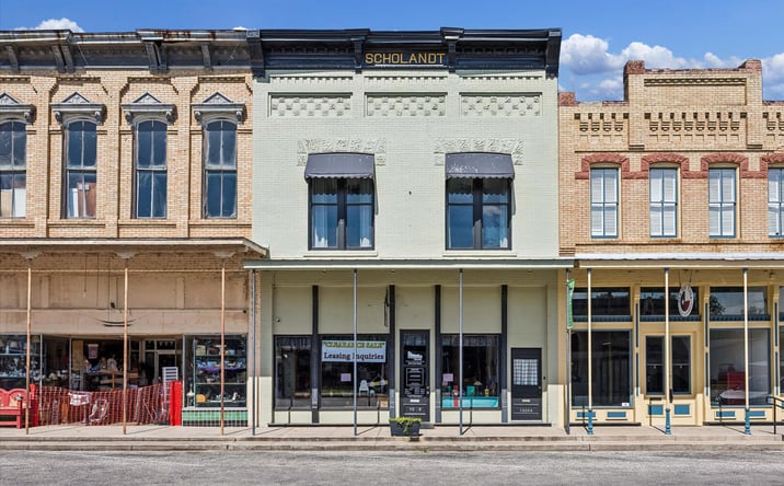 Pictures of Retail, Office, Mixed Use property located at 1008 Milam Street, Columbus, TX 78934 for sales - image #1