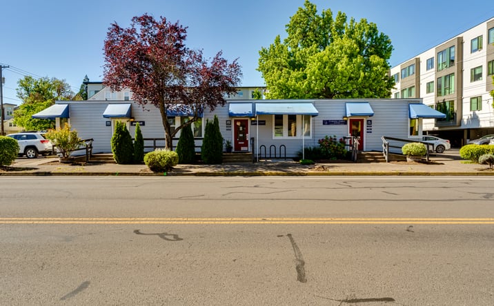 Pictures of Office property located at 690 E 18TH AVE, EUGENE, OR 97401-4360 for sales - image #1