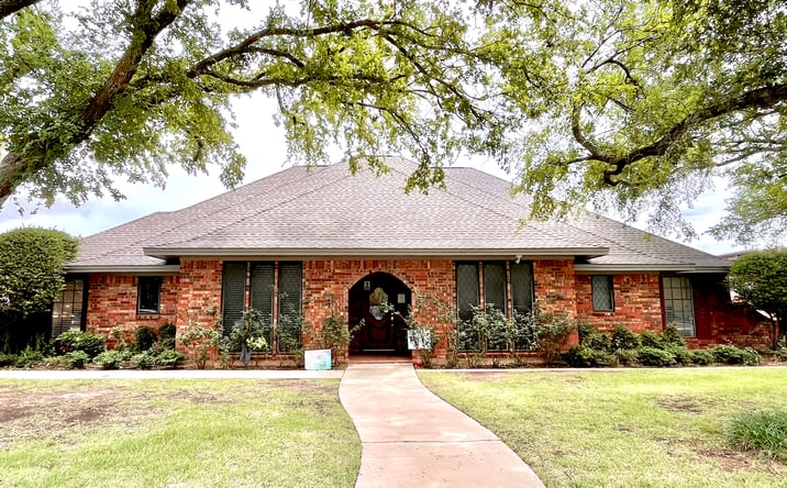 Pictures of Office property located at 4090 South Regent Drive, Wichita Falls, TX 76308 for sales - image #1