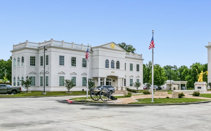 Pictures of Office property located at 1835 Spirit of Texas Way, Conroe, TX 77301 for sales - image #1