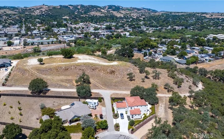 Pictures of Land property located at Navajo/river, Paso Robles, CA 93446 for sales - image #1