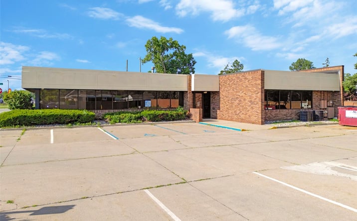 Pictures of Business for Sale, Office property located at 18200 E 10 Mile Road, Eastpointe, MI 48021 for sales - image #1