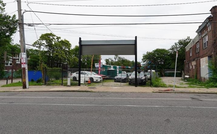 Pictures of Retail, Office, Land property located at 6067 Old York Rd, Philadelphia, PA 19141 for sales - image #1