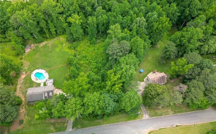 Pictures of Retail property located at 6990 Oak Leaf Drive, Fairburn, GA 30213 for sales - image #1