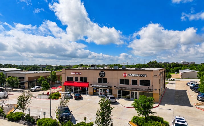 Pictures of Retail property located at 4724 LAKEVIEW PKWY, ROWLETT, TX 75088 for sales - image #1