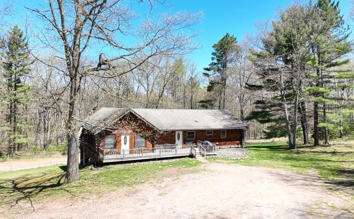 Pictures of Hospitality property located at 3302 Garrison Lane, Phelps, WI 54554 for sales - image #1