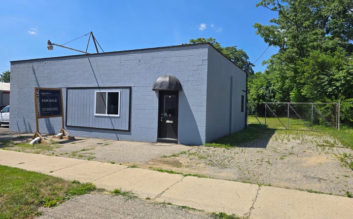 Pictures of Office property located at 608 E Pearl Street, Jackson, MI 49201 for sales - image #1