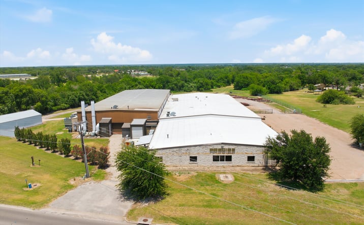 Pictures of Industrial property located at 6613 N 19th St, Waco, TX 76708 for sales - image #1