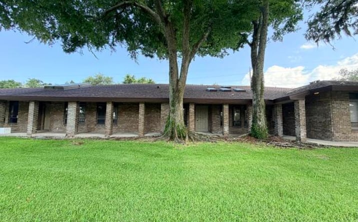 Pictures of Office property located at 802 Sterthaus Drive B, Ormond Beach, FL 32174 for sales - image #1
