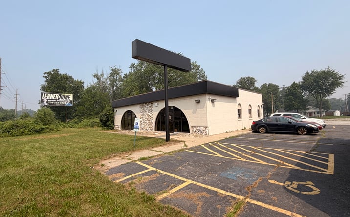 Pictures of Retail, Office property located at 1500 West 37th Avenue, Hobart, IN 46342 for sales - image #1