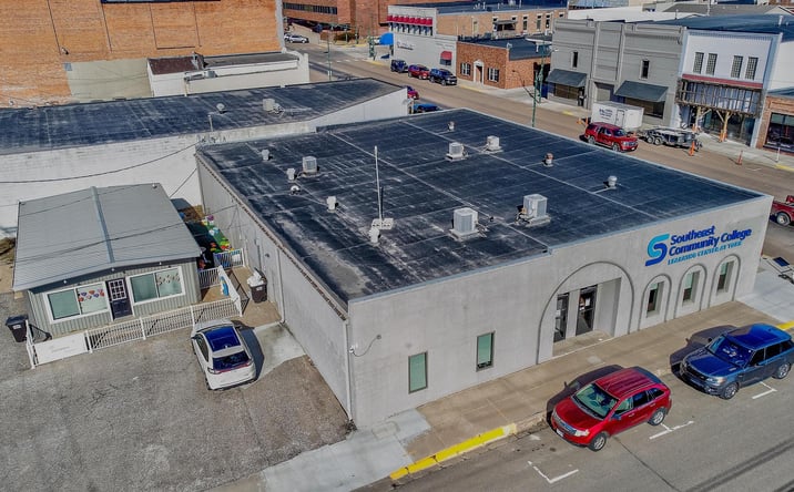 Pictures of Retail, Office, Mixed Use property located at 401 North Lincoln Avenue, York, NE 68467 for sales - image #1