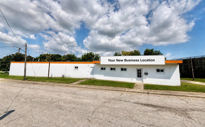Pictures of Industrial property located at 707 N Lumber St, Bloomington, IL 61701 for sales - image #1