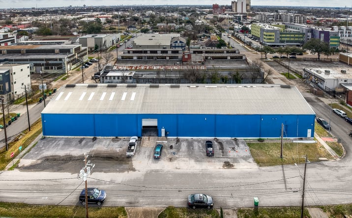 Pictures of Industrial property located at 305 VELASCO ST, HOUSTON, TX 77003-2425 for sales - image #1