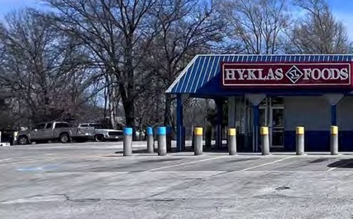 Pictures of Retail property located at 103 N. East Street, Plattsburg, MO 64477, 411 North Street, Lathrop, MO 17901, 205 US 169 Highway, Gower, MO 64454 for sales - image #1