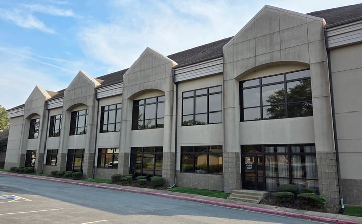 Pictures of Office property located at 2400 Crestwood Road, North Little Rock, AR 72116 for sales - image #1