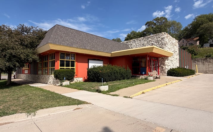 Pictures of Retail, Special Purpose property located at 812 FOURTH AVE S, DENISON, IA 51442 for sales - image #1