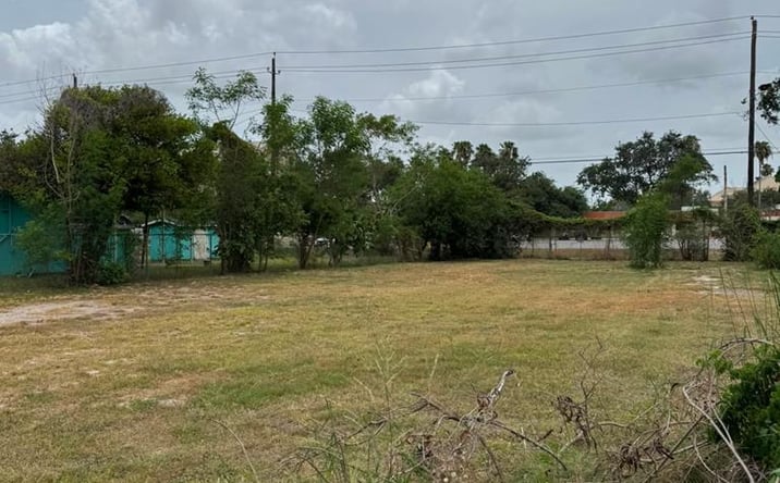 Pictures of Land, Multifamily property located at 2044 E Jackson St. # 9, Brownsville, TX 78520 for sales - image #1