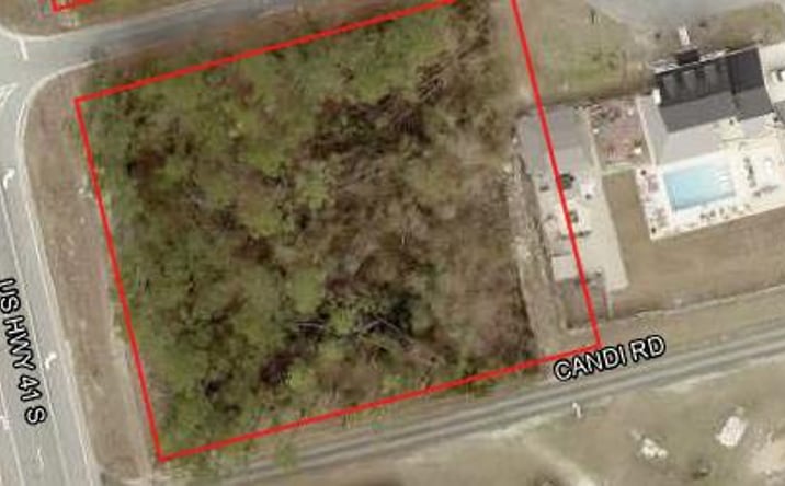 Pictures of Land property located at 1 Acre S US HWY 41 & Davis Dr., Valdosta, GA 31606 for sales - image #1