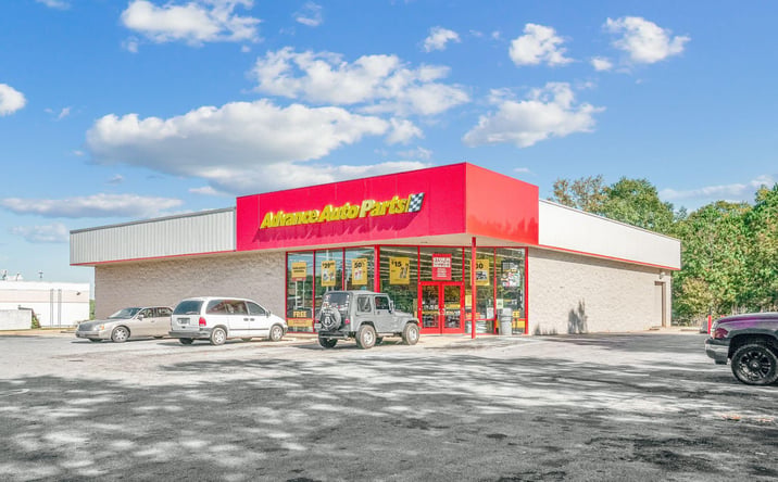 Pictures of Retail property located at 4934 W Fond Du Lac Ave, Milwaukee, WI 53216 for sales - image #1