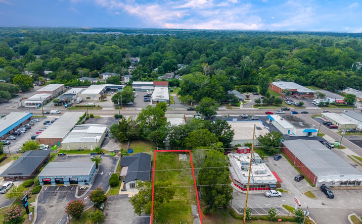 Pictures of Land property located at 1024 S COLLEGE RD, WILMINGTON, NC 28403-4301 for sales - image #1