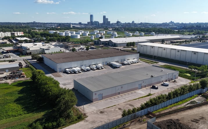 Pictures of Industrial property located at 2675 North 9th Street, Carter Lake, IA 51510 for sales - image #1