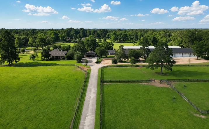 Pictures of Land property located at 31626 Dobbin-Huffsmith Road, Magnolia, TX 77354 for sales - image #1