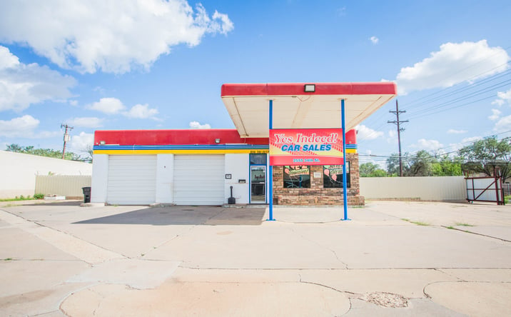 Pictures of Retail property located at 2555 34th Street, Lubbock, TX 79410 for sales - image #1