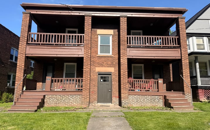Pictures of Multifamily property located at 1497 Coutant Avenue, Lakewood, OH 44107 for sales - image #1