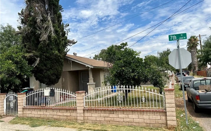 Pictures of Multifamily property located at 1206 W West 7th, San Bernardino, CA 92411 for sales - image #1