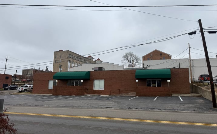 Pictures of Office property located at 317 Broadway St, Jackson, OH 45640 for sales - image #1