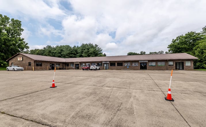 Pictures of Retail property located at 14761 State Route 93, Jackson, OH 45640 for sales - image #1