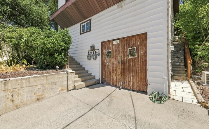 Pictures of Multifamily property located at 105 Upper Sunset Drive, Sonora, CA 95370 for sales - image #1