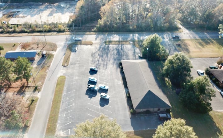 Pictures of Retail property located at 101 North Lincoln Street, Geneva, AL 36340 for sales - image #1