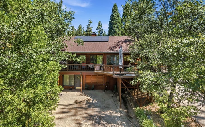 Pictures of Multifamily property located at 18770 Broadhurst Drive, Twain Harte, CA 95383 for sales - image #1