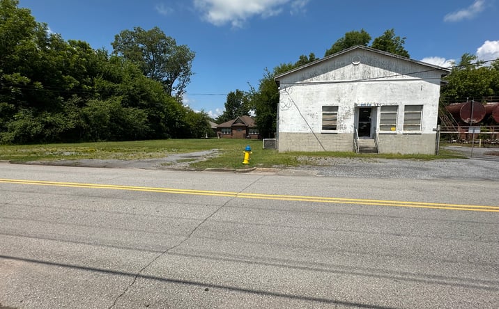 Pictures of Retail, Multifamily, Land property located at 218 N EMMETT ST, ALBERTVILLE, AL 35950-1616 for sales - image #1