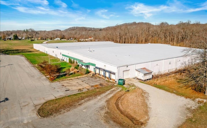 Pictures of Industrial property located at 415 Barbourville Road, London, KY 40744 for sales - image #1
