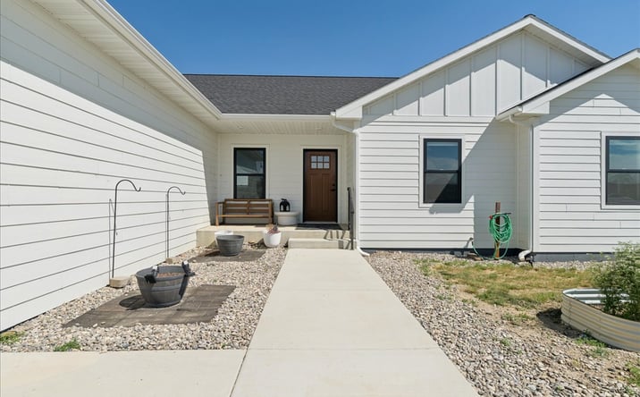 Pictures of Multifamily property located at 1002 4th Lane NE, CHOTEAU, MT 59422 for sales - image #1