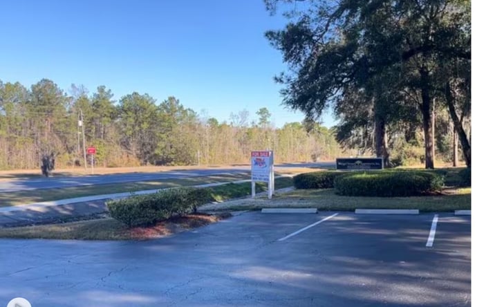 Pictures of Office, Retail property located at 2809 Blanding Blvd, Middleburg, FL 32068 for sales - image #1