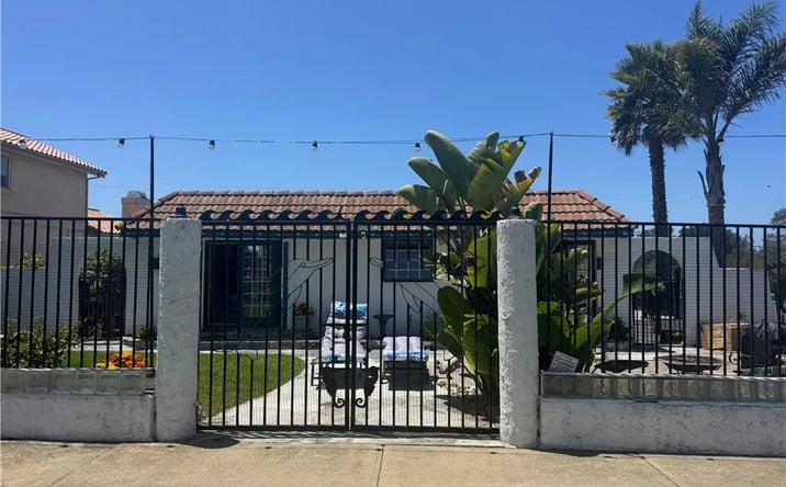 Pictures of Multifamily property located at 1150--1154 Pacific, Oceano, CA 93445 for sales - image #1