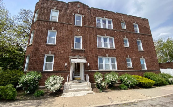 Pictures of Multifamily property located at 10856 S Avenue D Avenue, Chicago, IL 60617 for sales - image #1