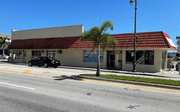 Pictures of Retail, Special Purpose, Office property located at 110 S US HIGHWAY 1, Fort Pierce, FL 34950 for sales - image #1