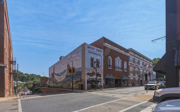 Pictures of Retail, Mixed Use property located at 102 West Beverley Street, Staunton, VA 24401 for sales - image #1