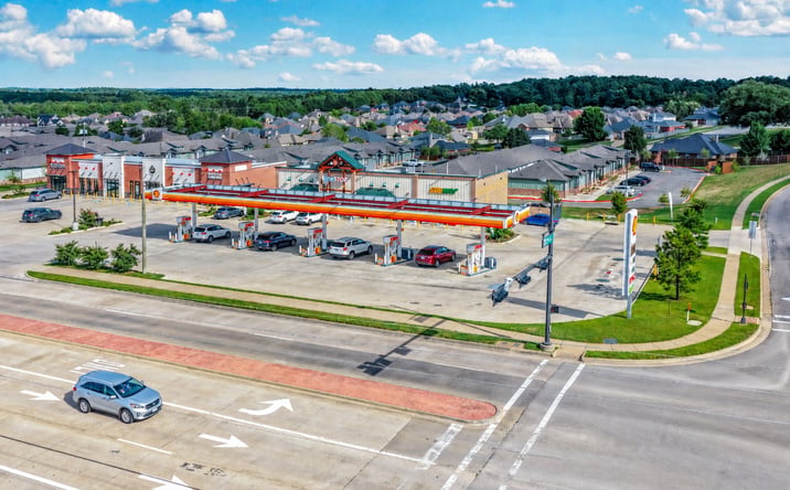 Pictures of Retail property located at 1951 Blue Mountain Blvd, Tyler, TX 75703 for sales - image #1