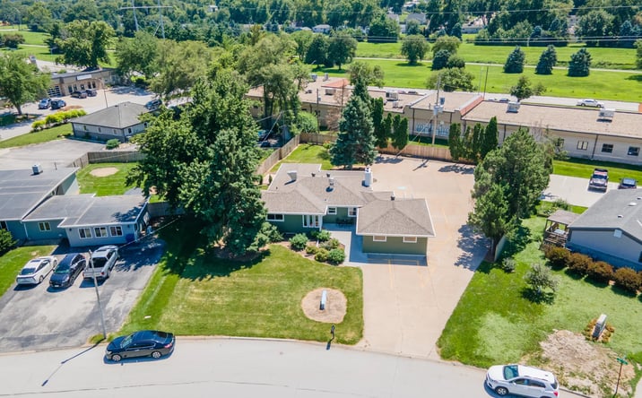 Pictures of Office property located at 8715 Oak St, Omaha, NE 68124 for sales - image #1