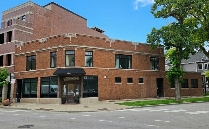 Pictures of Retail, Office property located at 3832 North Lincoln Avenue, Chicago, IL 60613 for sales - image #1