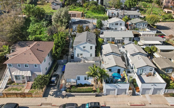 Pictures of Multifamily property located at 3974 Florida Street, San Diego, CA 92104 for sales - image #1