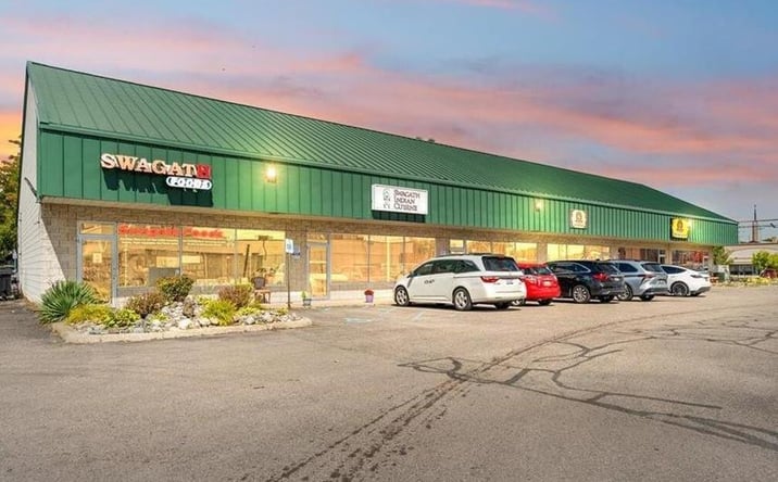Pictures of Retail property located at 1060 Trowbridge Road, East Lansing, MI 48823 for sales - image #1