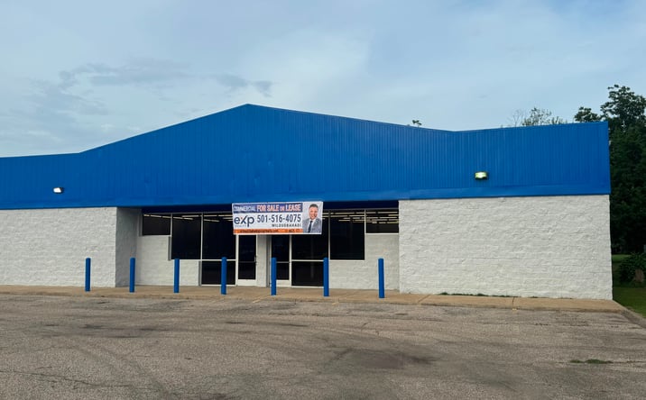 Pictures of Retail, Industrial, Mixed Use property located at 820 North Main Street, Brinkley, AR 72021 for sales - image #1