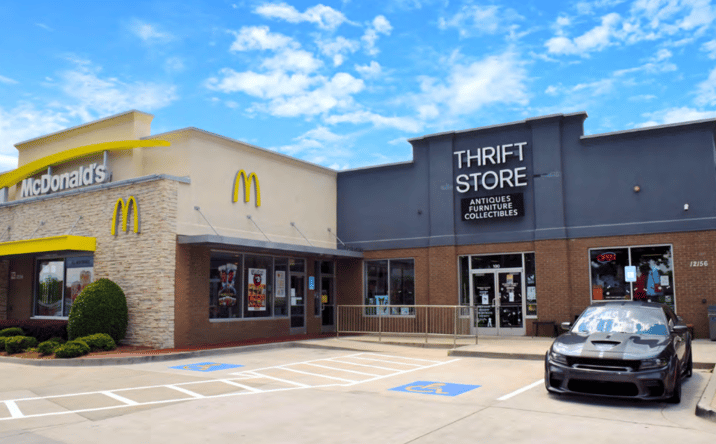 Pictures of Retail property located at 12156 Georgia 92, Woodstock, GA 30188 for sales - image #1