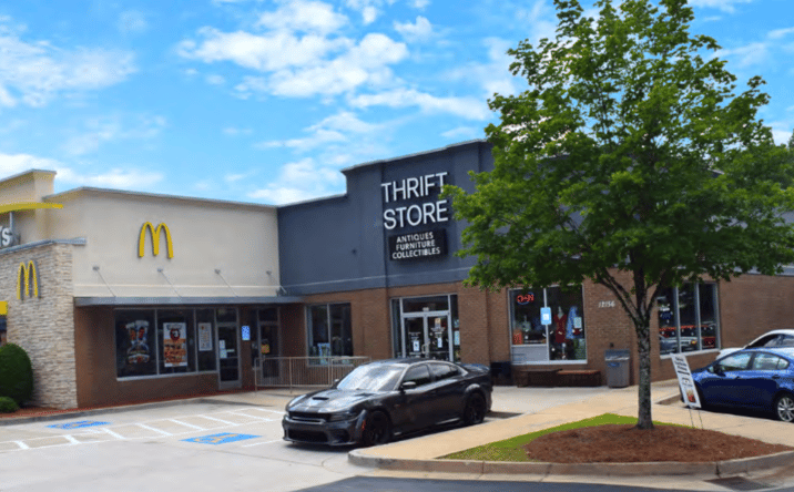 Pictures of Retail property located at 12156 Georgia 92, Woodstock, GA 30188 for sales - image #1